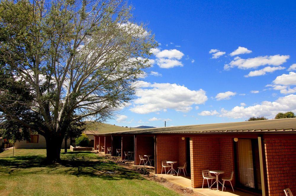 Snowy Mountains Resort And Function Centre Adaminaby Exterior foto